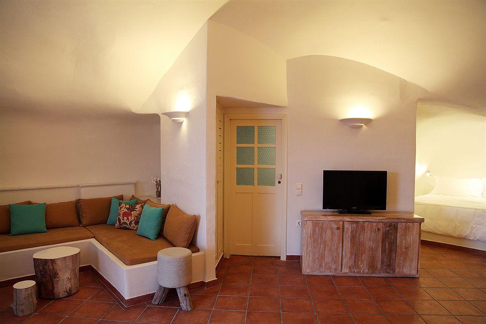 Hostel 16 Oia Exterior photo