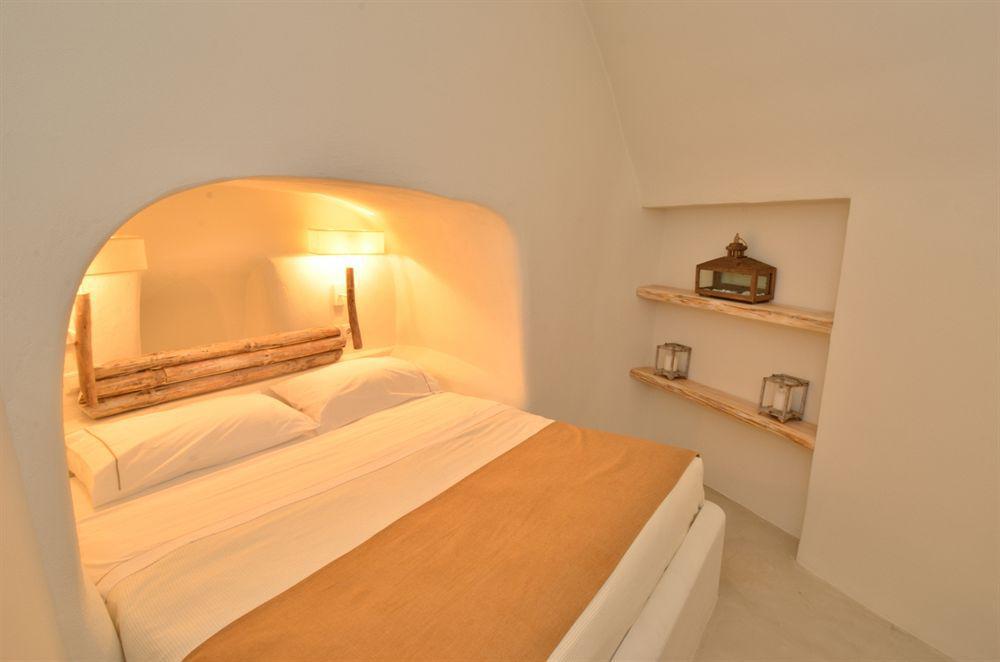 Hostel 16 Oia Exterior photo